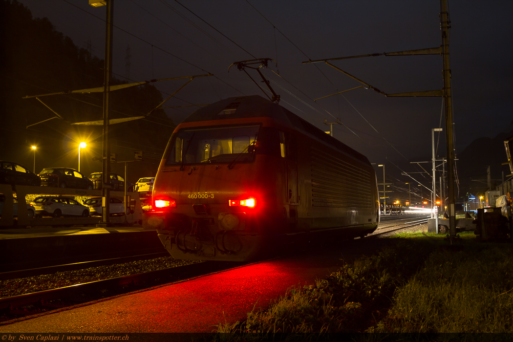 In der Nacht von Freitag auf Samstag starteten auf dem Teilstück Flüelen – Erstfeld die ersten Testfahrten mit ETCS Level 2. Die Fahrten wurden mit der SBB Lok 460 000 