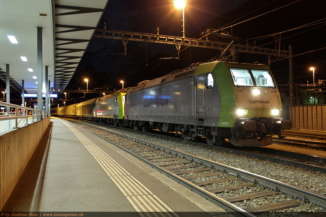 
						Die beiden 185 549 und 185 550 zogen in der Nacht vom Samstag, 18. Januar 2014 auf den Sonntag, 19. Januar 2014 den ScandFibre WLV-Zug 
						auf der Relation Modena – Dortmund von Chiasso bis Erstfeld.
						