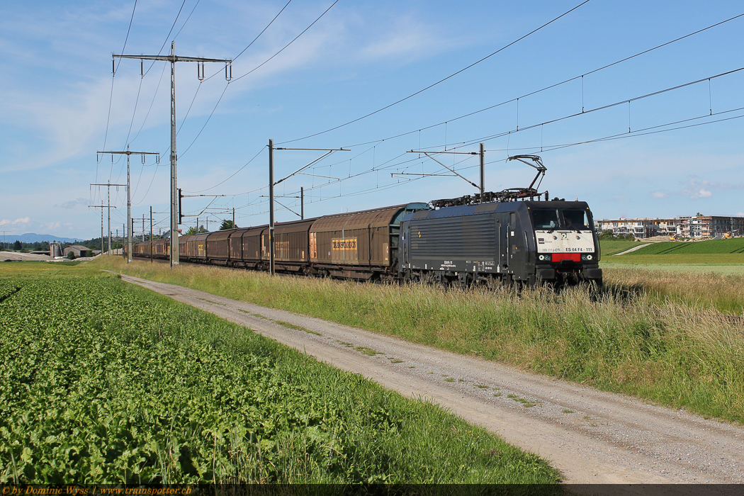 ES 64 F4-111