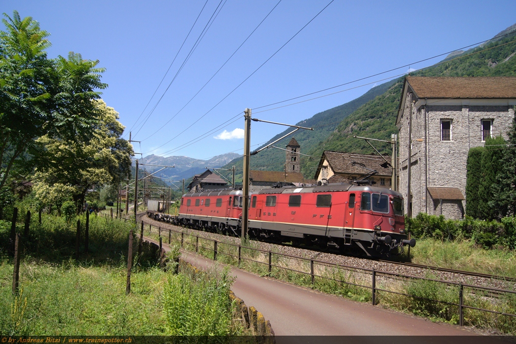SBB_Re_10_10_Re_4_4_II_11327_Re_6_6_11678_1