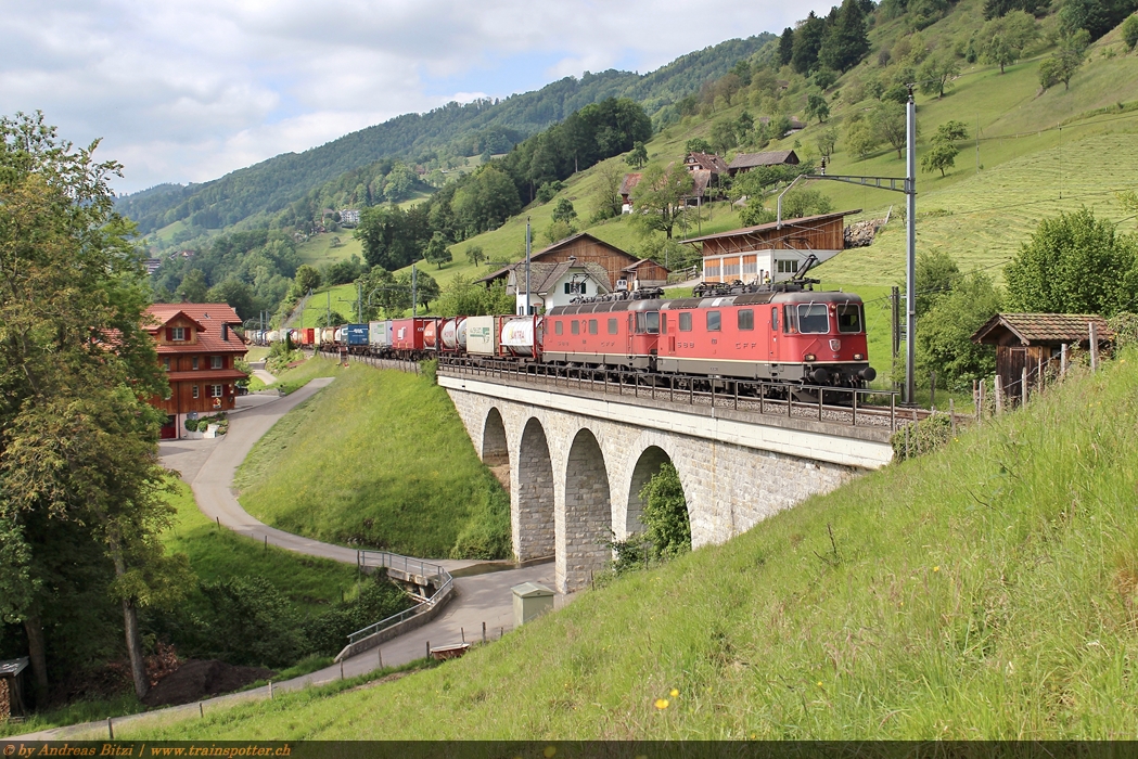 SBB_Re_10_10_Re_4_4_II_11329_Re_6_6_11683_2