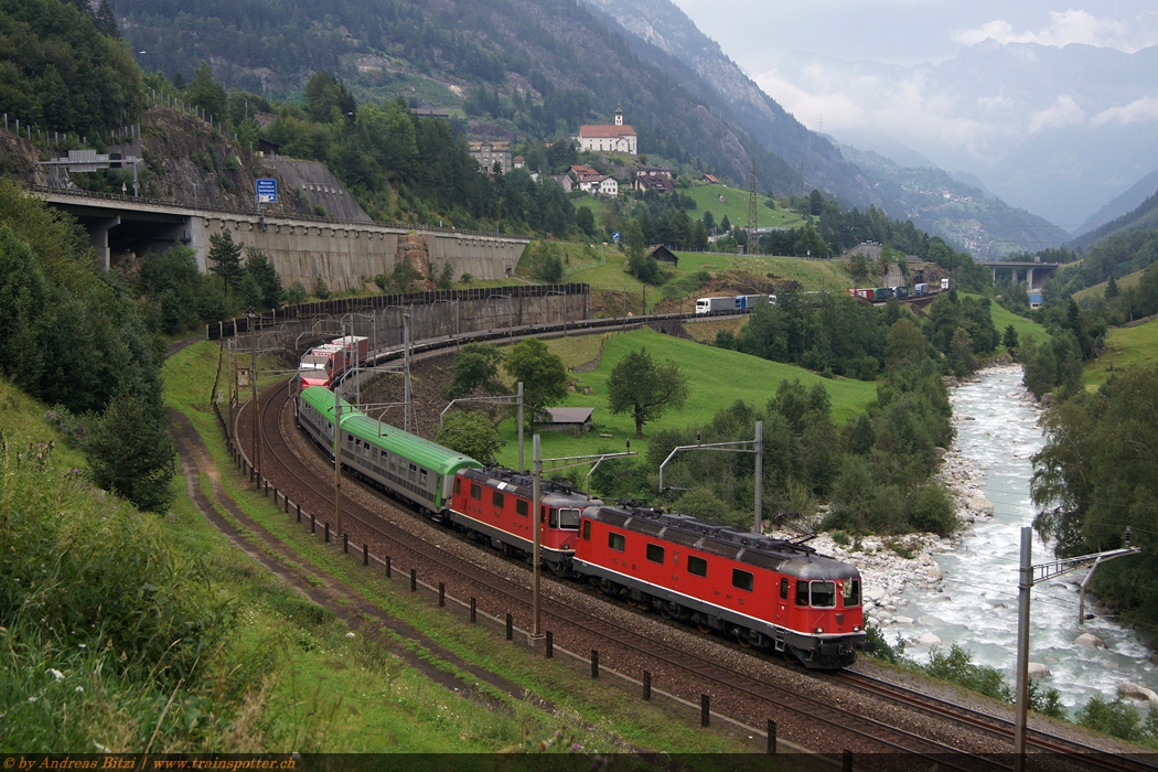 SBB_Re_10_10_Re_6_6_11684_Re_4_4_II_11328_1