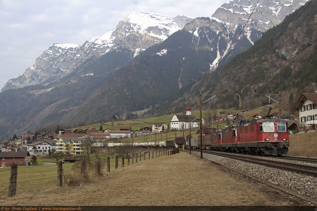 Re 4/4 II 11247, Re 4/4 III 11358, Re 4/4 II 11319