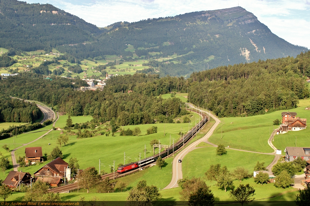 Re 460 017 ’’Les Diablerets’’