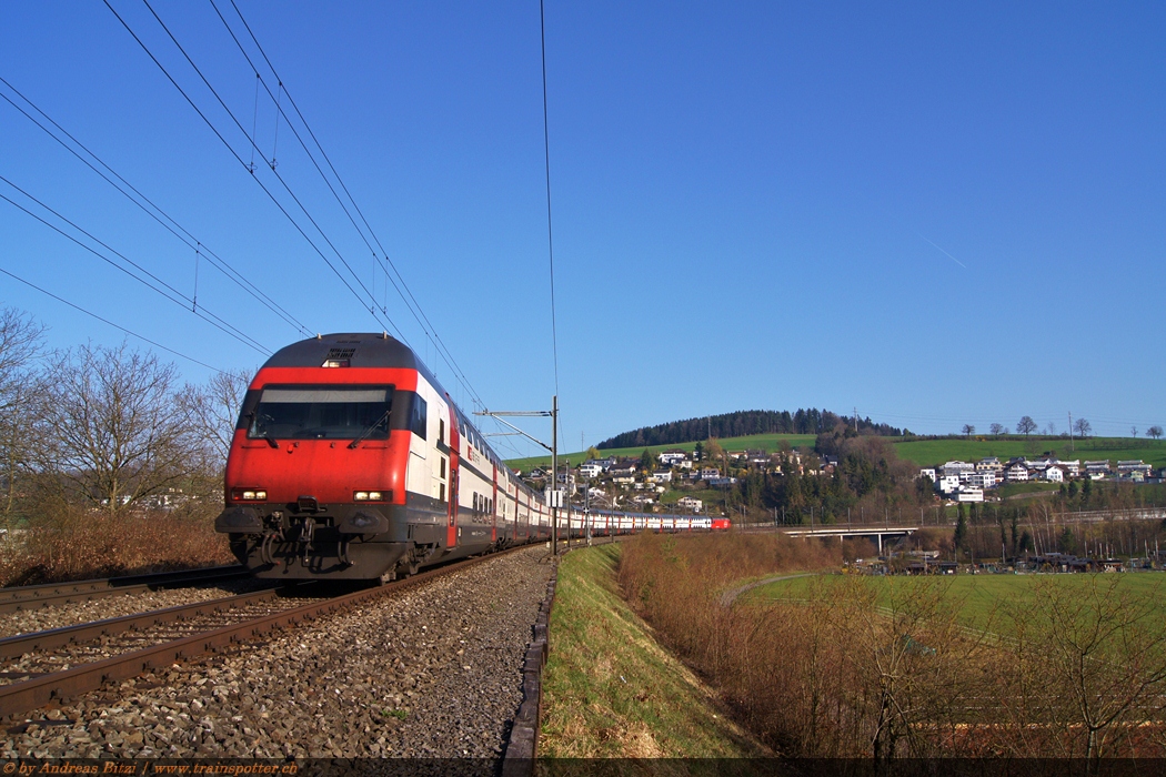 Re 460 056 ’’Leutschenbach’’