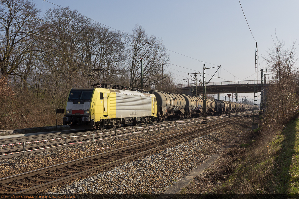 ES 64 F4-095