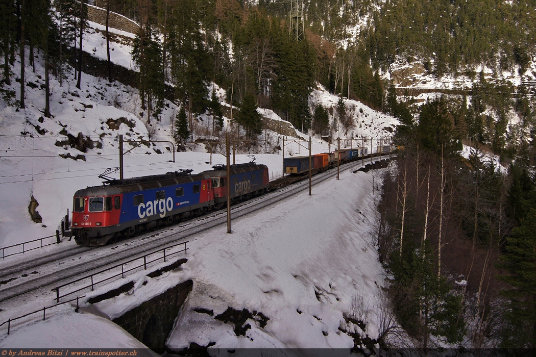SBB_Re_12_12_Re_6_6_620_065-3_Re_6_6_620_087-7_1