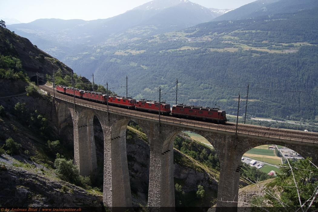 SBB_Re_20_30_11681_11345_11337_11676_11689_11334_1