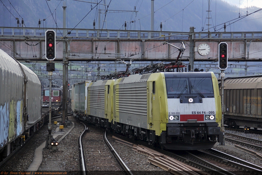 TXL_ES_64_F4-095_096_4