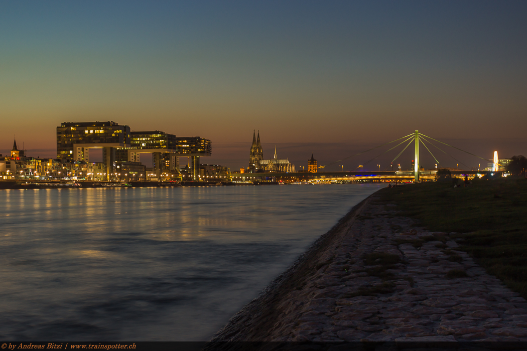 Kölner Skyline mit den Kranhäusern